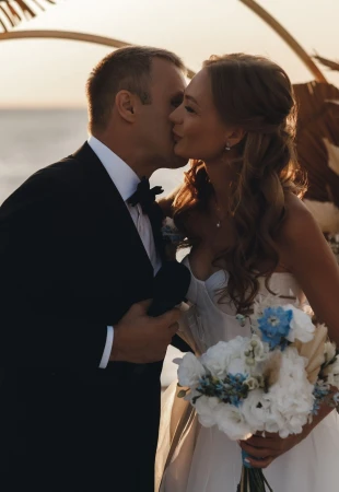 Matrimonio in riva del mare. La natura come principale fonte di ispirazione Fotograf
