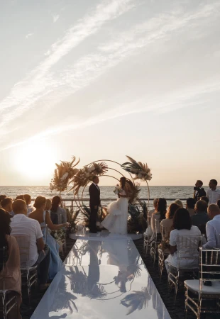 Matrimonio in riva del mare. La natura come principale fonte di ispirazione Fotograf