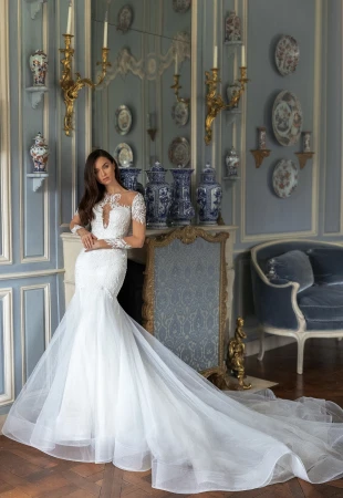 Wedding dresses with long sleeves Photog
