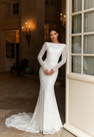 Wedding dresses with long sleeves Photog