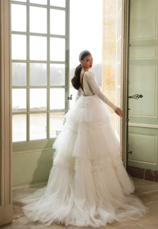 Wedding dresses with long sleeves Photog