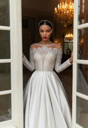 Wedding dresses with long sleeves Photog
