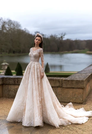 Wedding dresses with long sleeves Photog