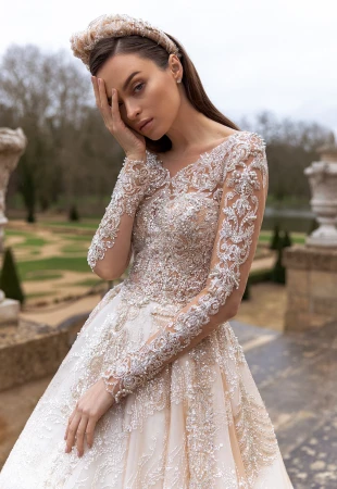 Wedding dresses with long sleeves Photog