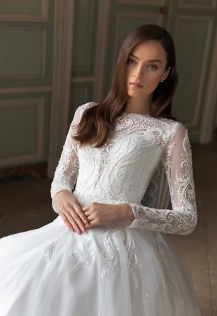 Wedding dresses with long sleeves Photog
