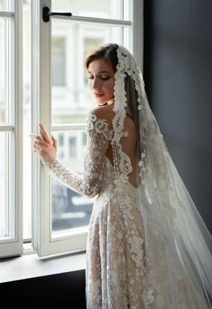 Wedding dresses with long sleeves Photog