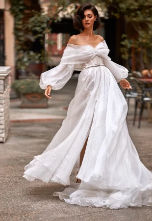 Wedding dresses with long sleeves Photog