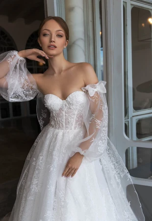 Wedding dresses with long sleeves Photog