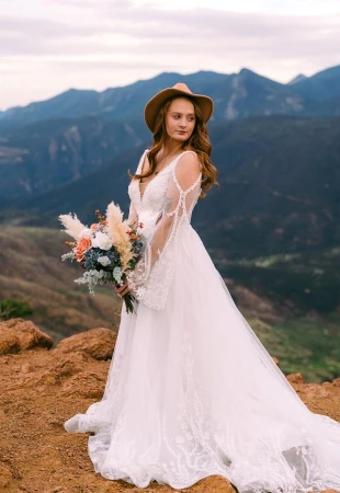 Wedding dresses with long sleeves Photog