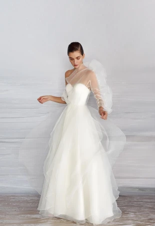 How to choose a wedding dress - tips from Pollardi photo