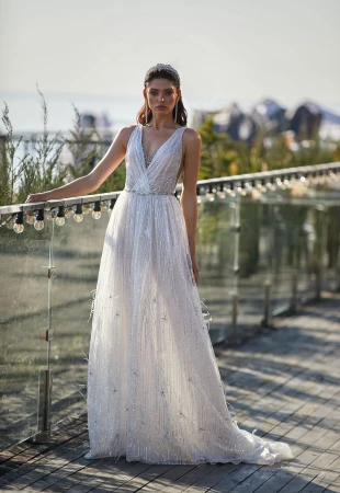 How to choose a wedding dress - tips from Pollardi photo
