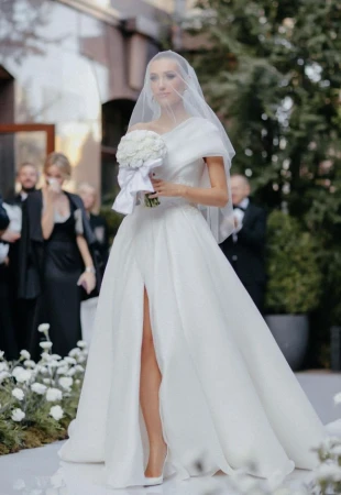 How to choose a wedding dress - tips from Pollardi photo