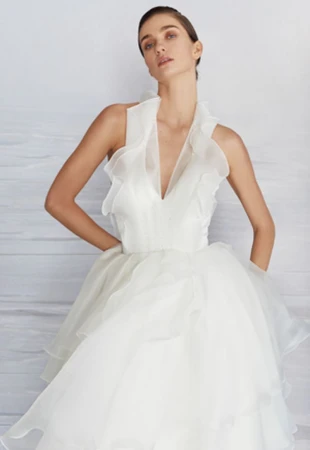 How to choose a wedding dress - tips from Pollardi photo