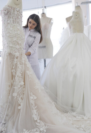 Сustom wedding dresses photo