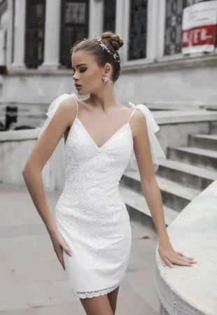 Short wedding dresses: pros and cons Fotog