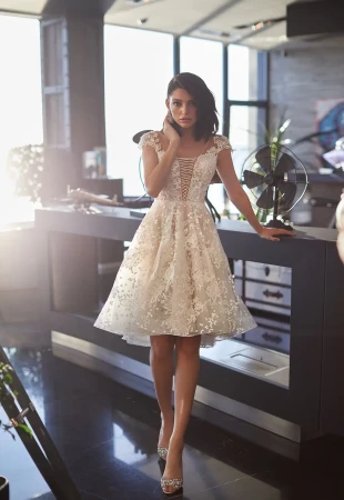 Short wedding dresses: pros and cons Fotog