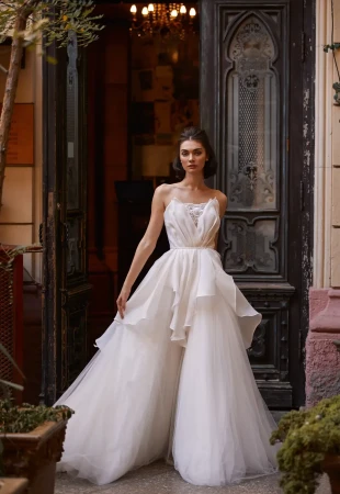 You are the most fashionable bride: 21 hot trends in wedding fashion 2021-2022 Fotog