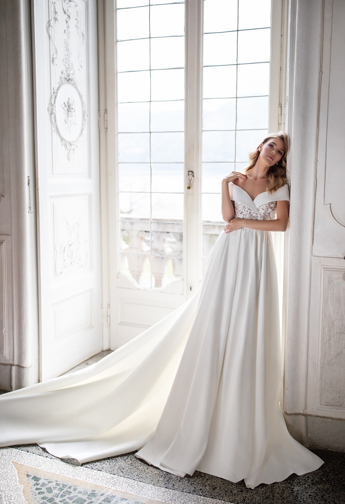 Фотографія Camelia UK 140 - 1