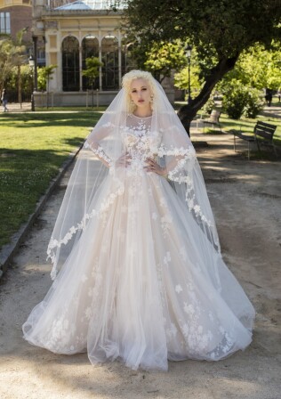 Picture V4-XAU3369 EN 865 - 1