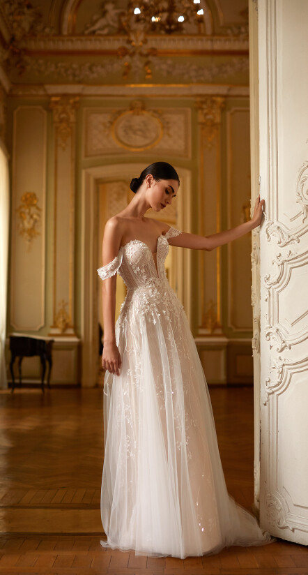 a line wedding dress with sleeves, classic wedding dress, a-line wedding dresses v-neck