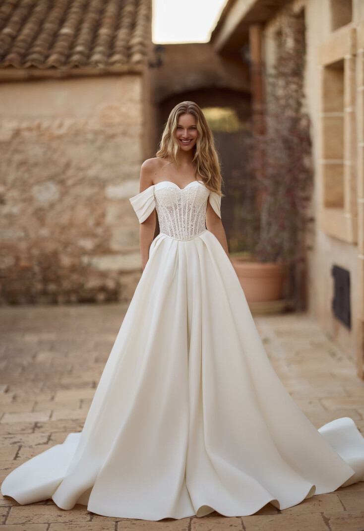 Picture Adara (train) EN 2168 - 1