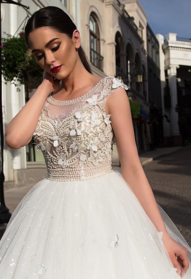 Фотографія Sarah UK 255 - 3