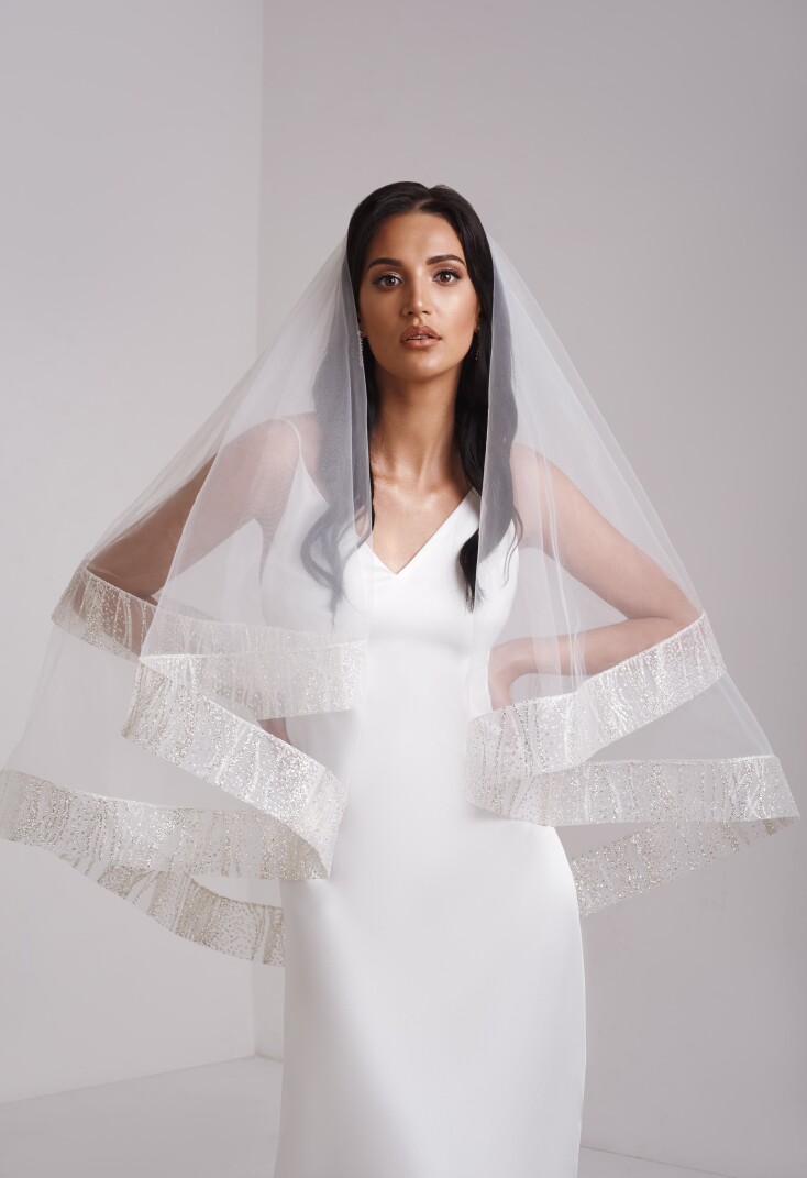 Picture V4-2213 EN 776 - 4