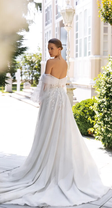 Image LA SULTANA FR 1144 - 2