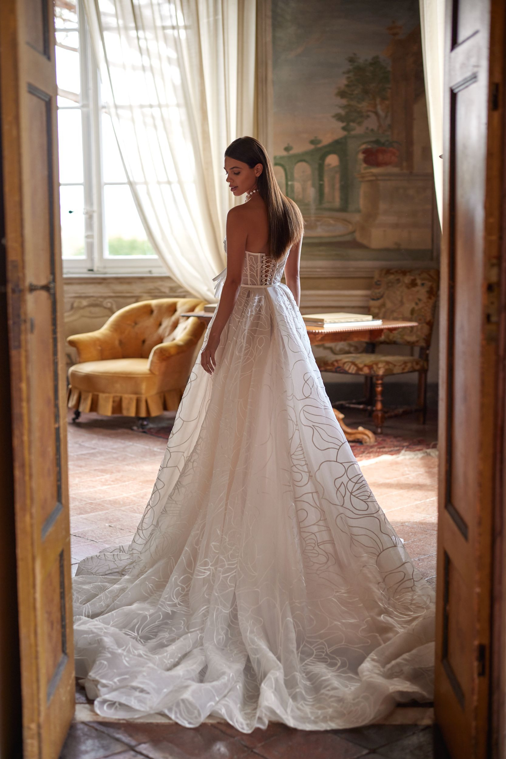 Ida Torez “Grandeza” - collection “Charm of Desire collection” on