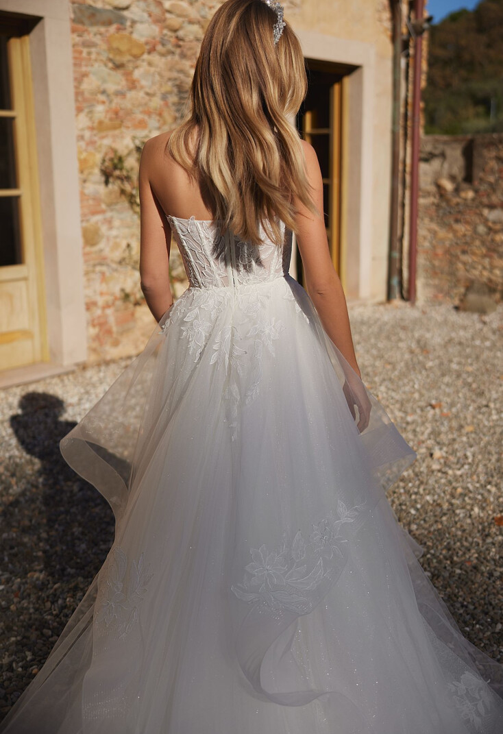 Immagine Charming beauty IT 1916 - 4