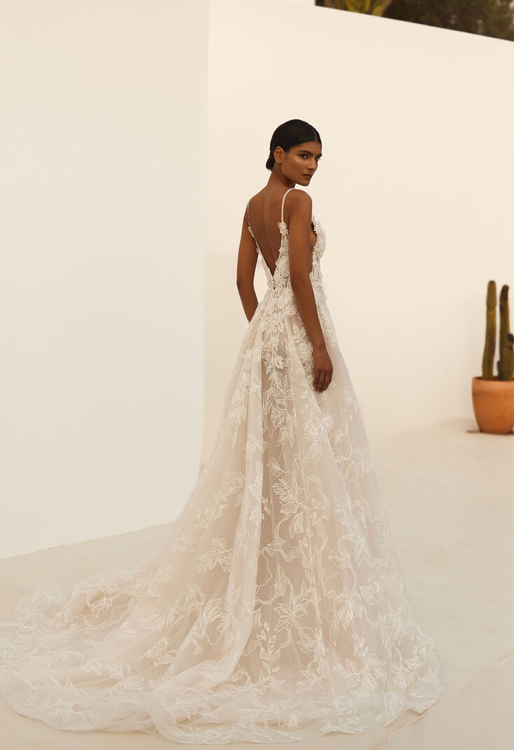 Image Luminous Devotion FR 1983 - 2