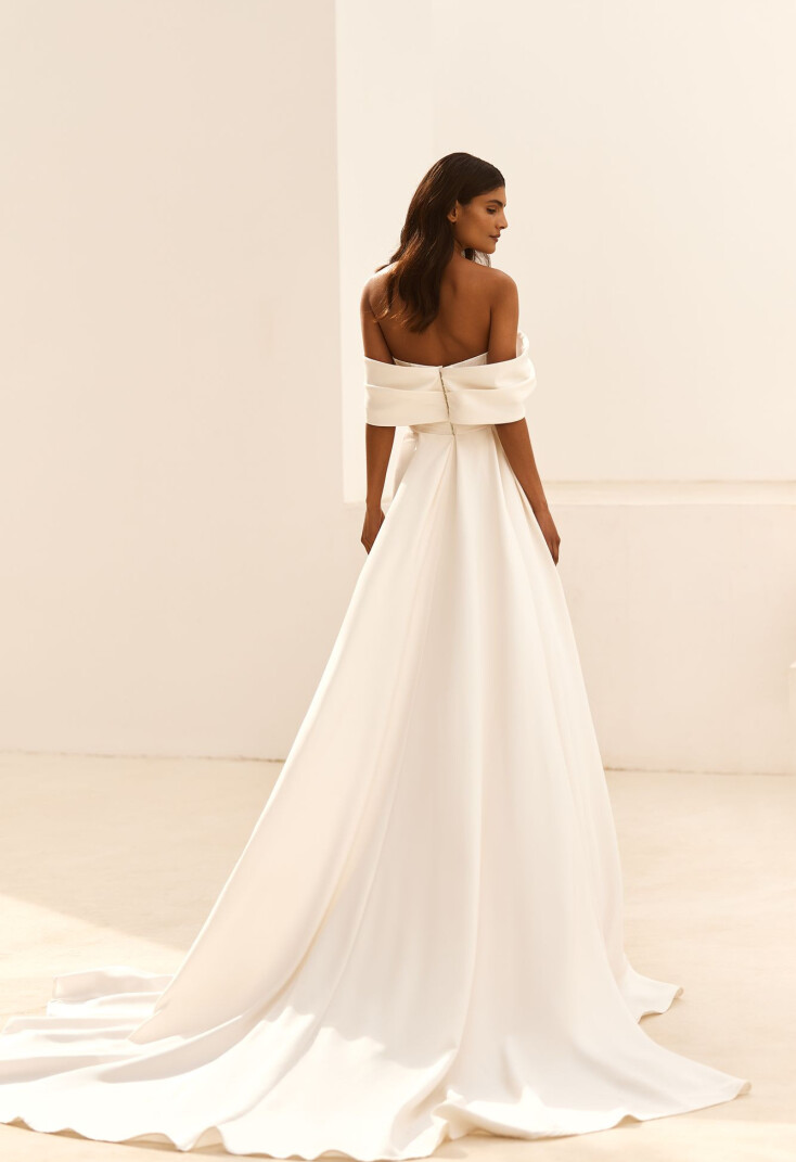 Фото Temptation Gown RU 1999 - 2