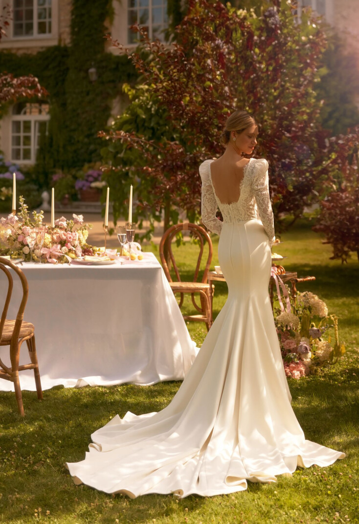 Фотографія Divine UK 2040 - 2