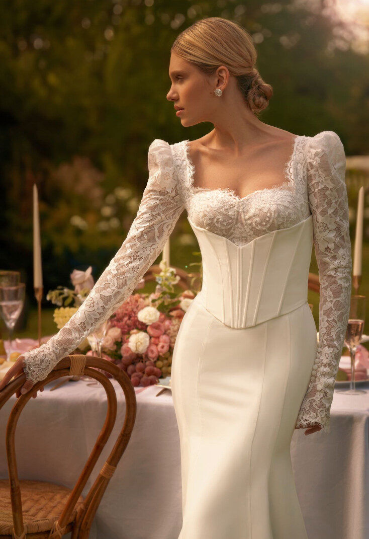 Фотографія Divine UK 2040 - 3