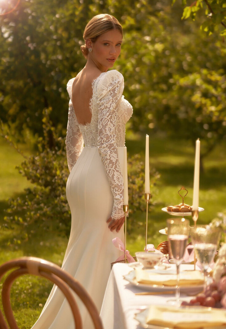 Фотографія Divine UK 2040 - 4