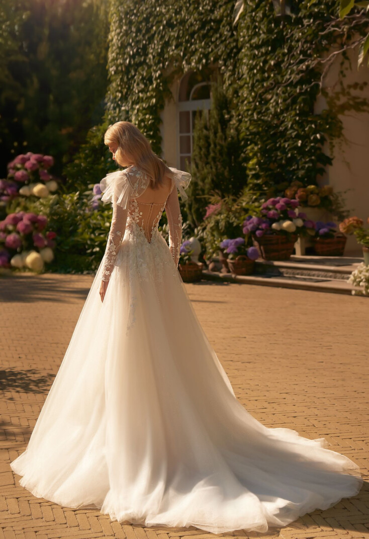 Фотографія Ethereal Grace UK 2050 - 2