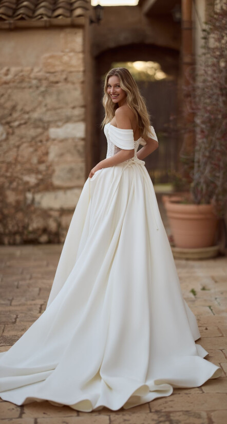 Фотографія Adara (train) UK 2168 - 2